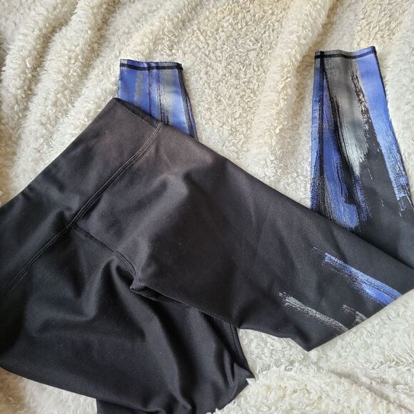 Alo Yoga Airbrush Painted Hi waist leggings sz M‎ - Picture 4 of 7